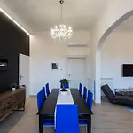 Iron Apartment Santa Maria