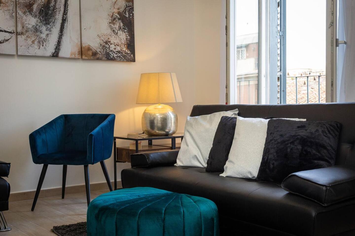 Iron Santa Maria Apartment *